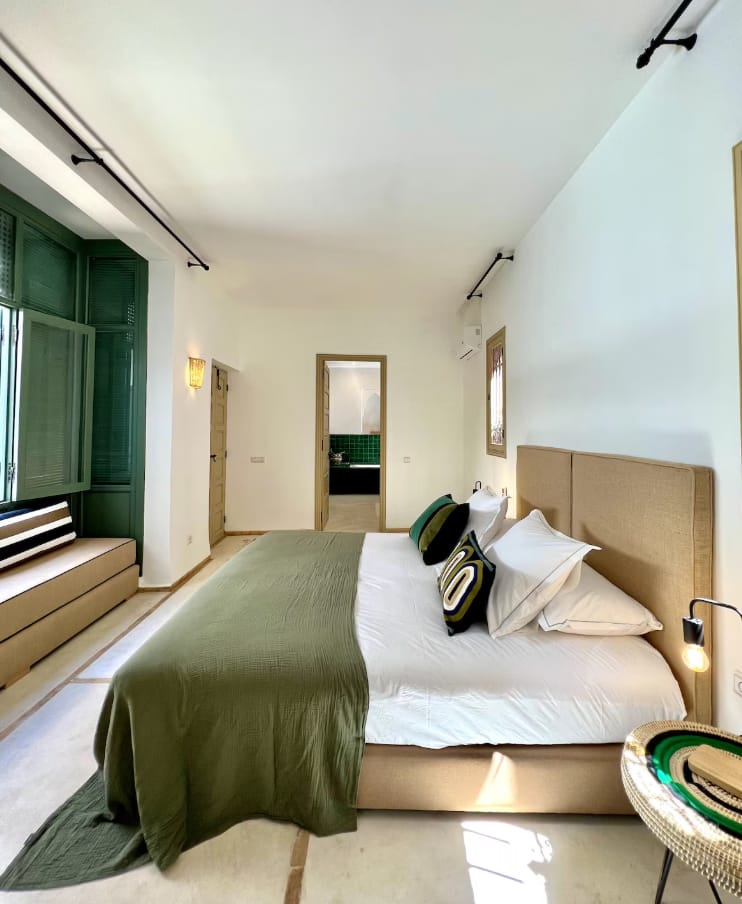 Shared Room - Image 1