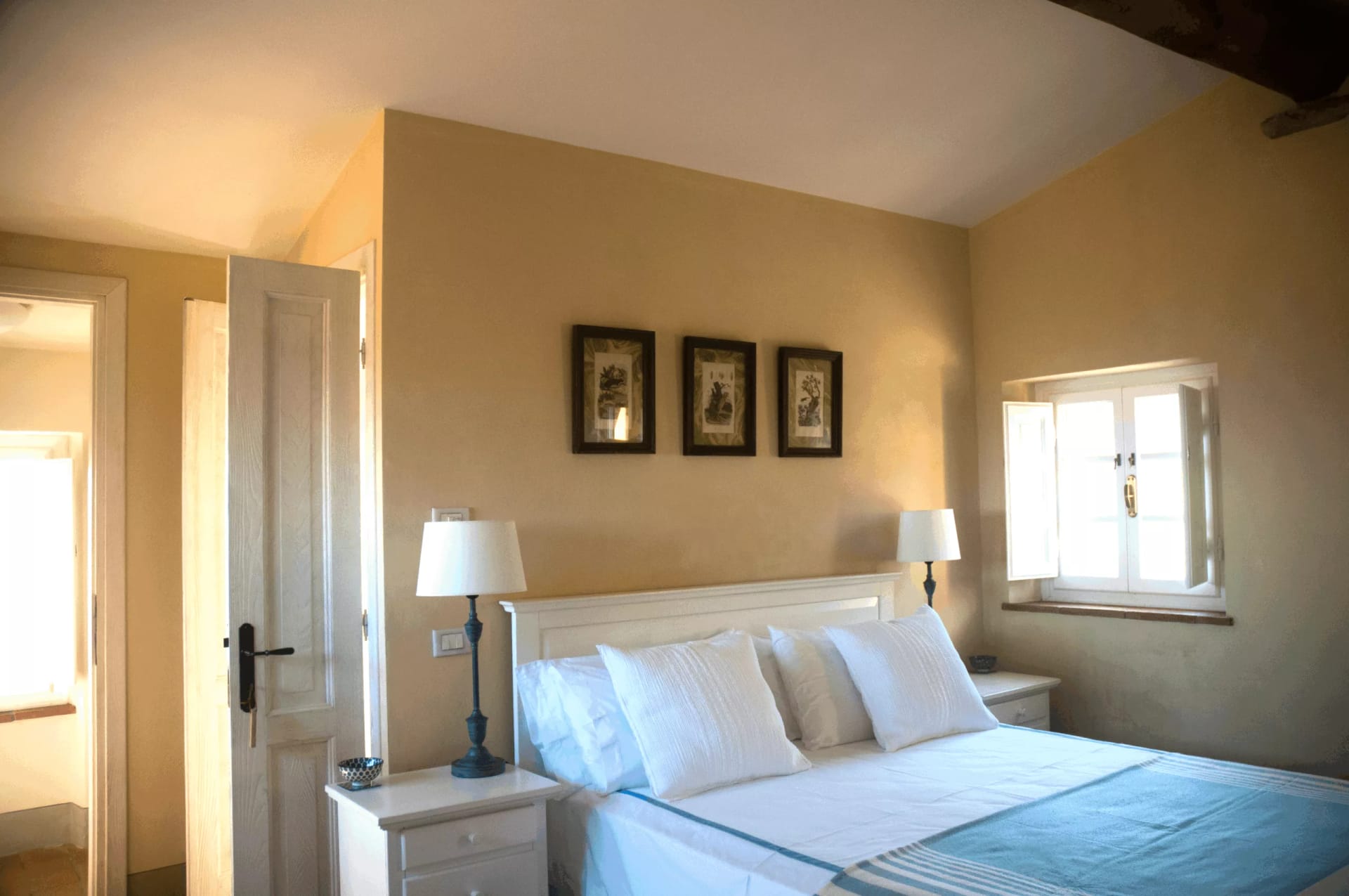Fiordaliso Deluxe Room - Image 1