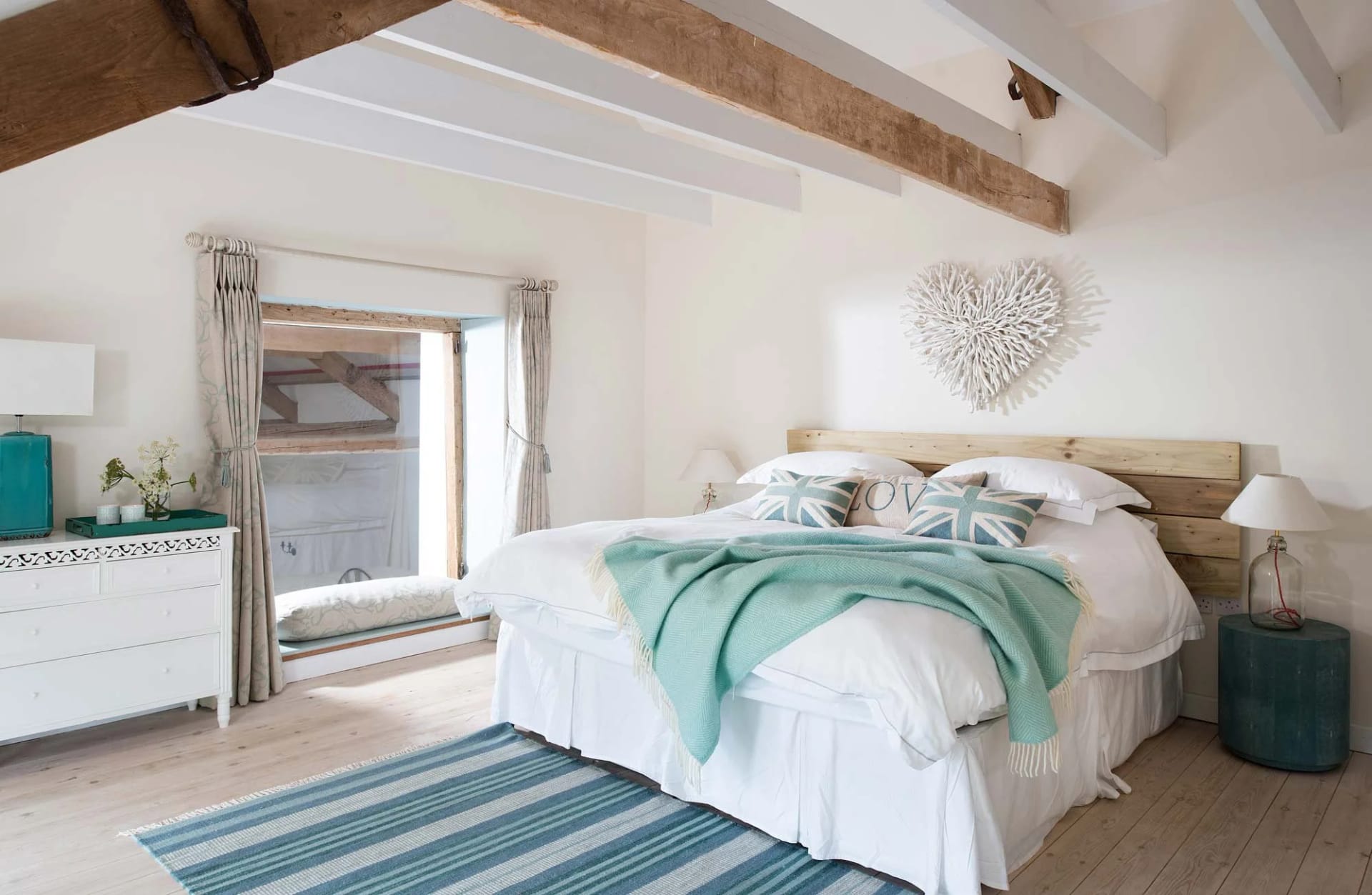 The Hideaway Suite - Image 1