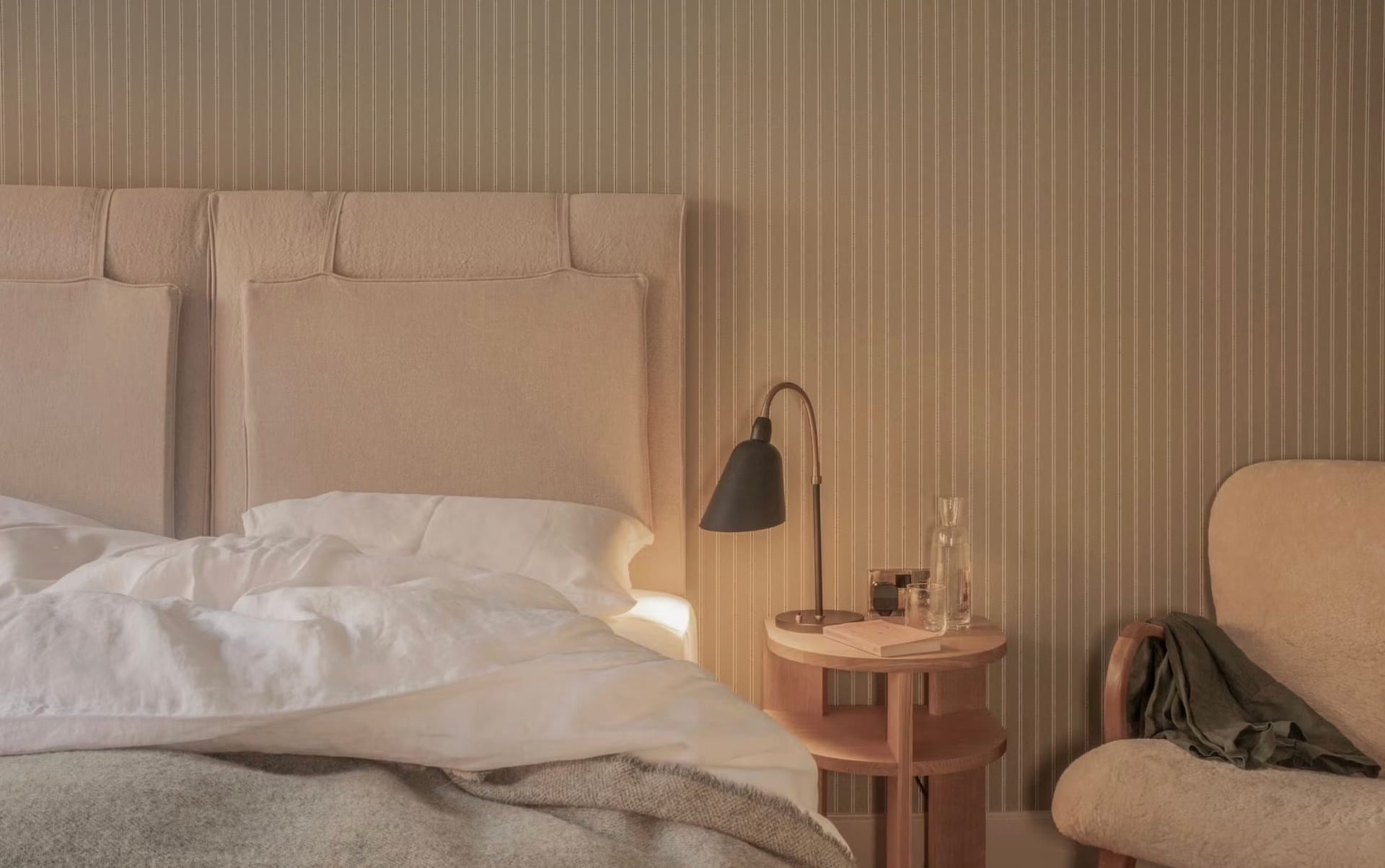 Shared Room - Image 1